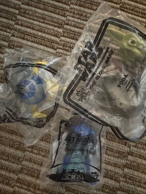 McDonald's Star Wars Toy Lot - Blue, Yellow, Green